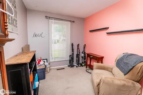 1410 Greenfield Drive Marshalltown IA 50158