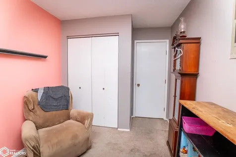 1410 Greenfield Drive Marshalltown IA 50158