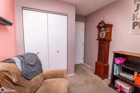 1410 Greenfield Drive Marshalltown IA 50158