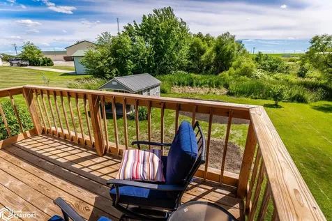 1410 Greenfield Drive Marshalltown IA 50158