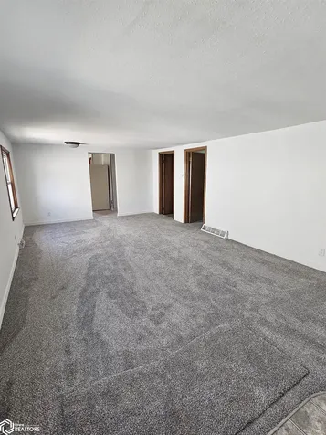 411 Spring Street Grinnell IA 50112