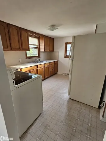 411 Spring Street Grinnell IA 50112
