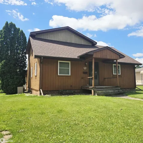 910 2nd Avenue E Oskaloosa IA 52577