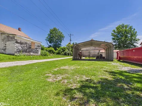 1223-1225 Fulton Street Keokuk IA 52632
