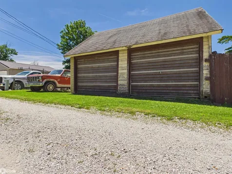 1223-1225 Fulton Street Keokuk IA 52632