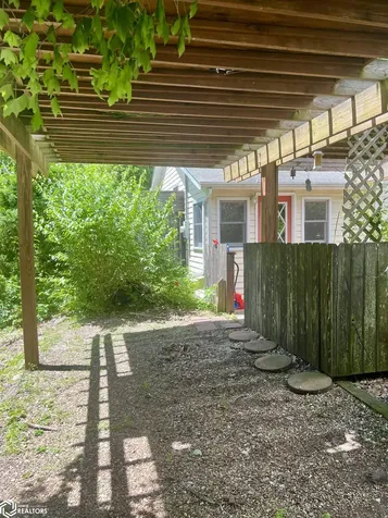 308 E Adams Avenue Fairfield IA 52556