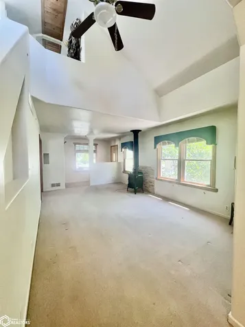 308 E Adams Avenue Fairfield IA 52556