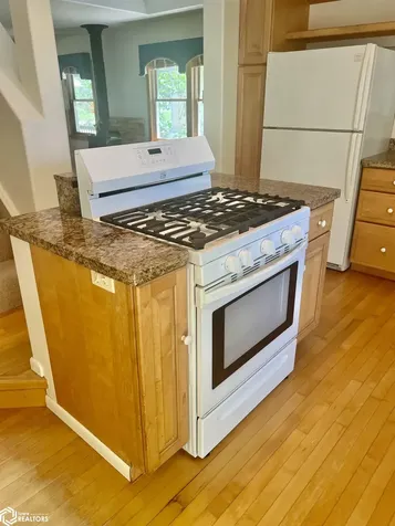 308 E Adams Avenue Fairfield IA 52556
