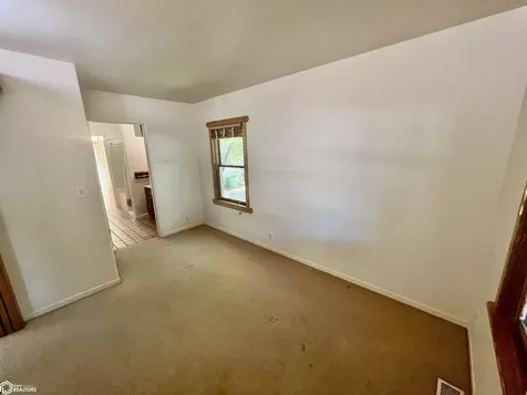 308 E Adams Avenue Fairfield IA 52556