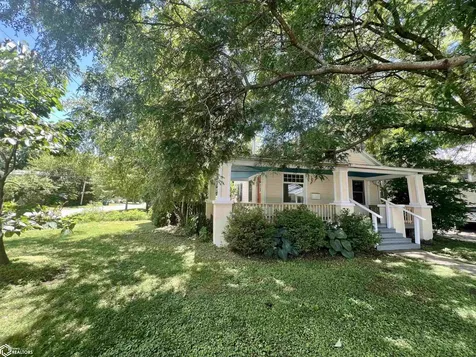 308 E Adams Avenue Fairfield IA 52556