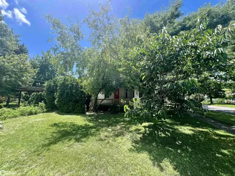 308 E Adams Avenue Fairfield IA 52556