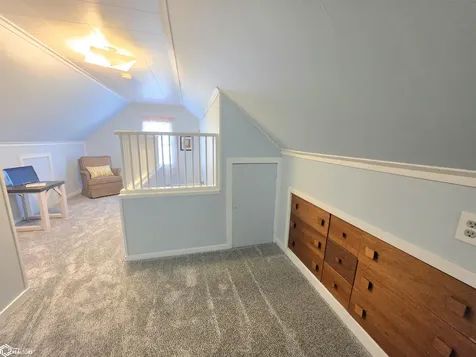 1046 1st Street NE Mason City IA 50401
