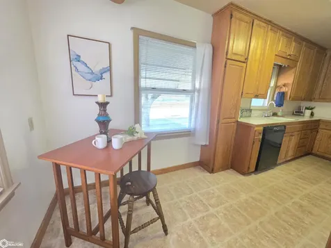 1046 1st Street NE Mason City IA 50401