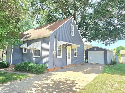 1046 1st Street NE Mason City IA 50401