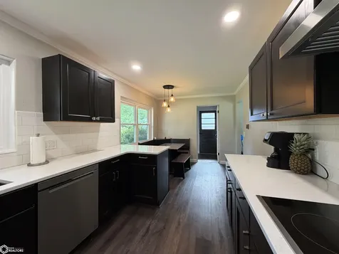4533 Summer Street Burlington IA 52601