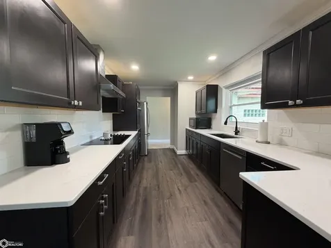 4533 Summer Street Burlington IA 52601