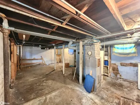 40 27th Street SW Mason City IA 50401