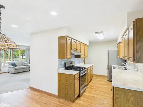 322 Mahaska Street Agency IA 52530