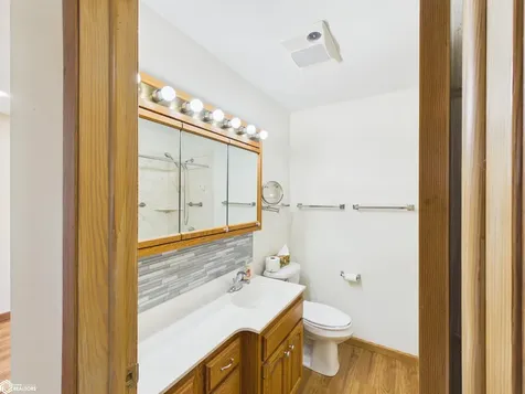 322 Mahaska Street Agency IA 52530