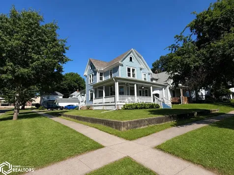 1025 S 7th Street Burlington IA 52601