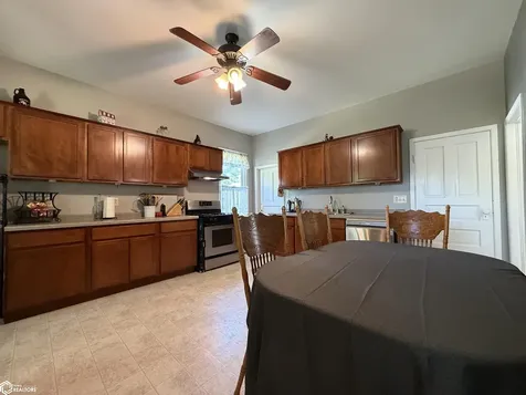 1025 S 7th Street Burlington IA 52601