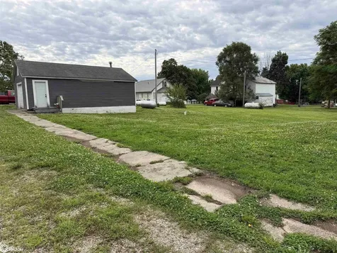 312 Main Street Bonaparte IA 52620