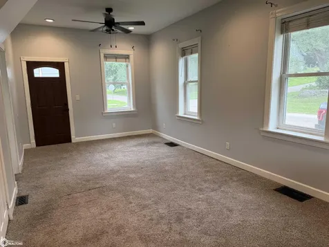 312 Main Street Bonaparte IA 52620