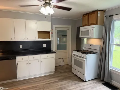 312 Main Street Bonaparte IA 52620