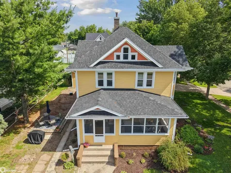 321 4th Avenue Grinnell IA 50112