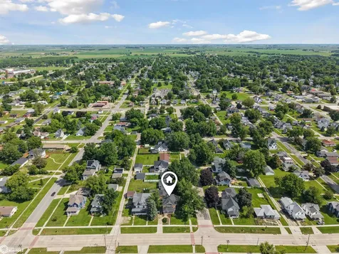 321 4th Avenue Grinnell IA 50112