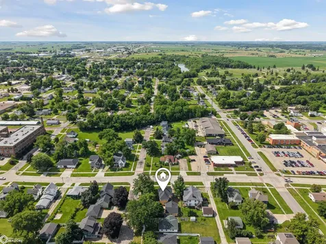 321 4th Avenue Grinnell IA 50112