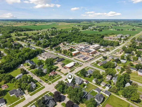 321 4th Avenue Grinnell IA 50112