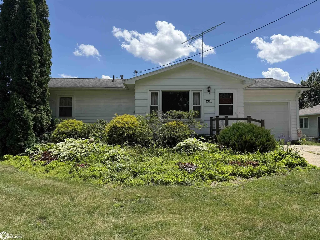 205 Kearney Street Union IA 50258