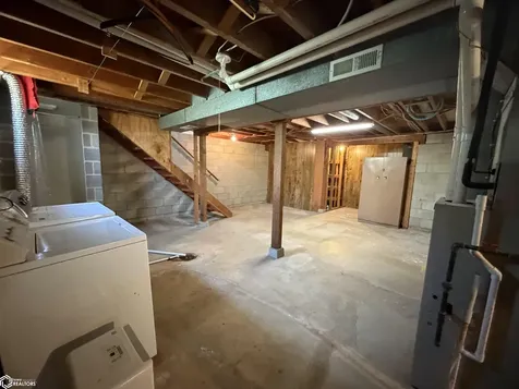 205 Kearney Street Union IA 50258