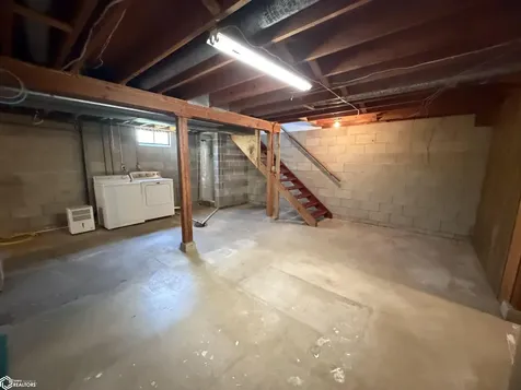 205 Kearney Street Union IA 50258