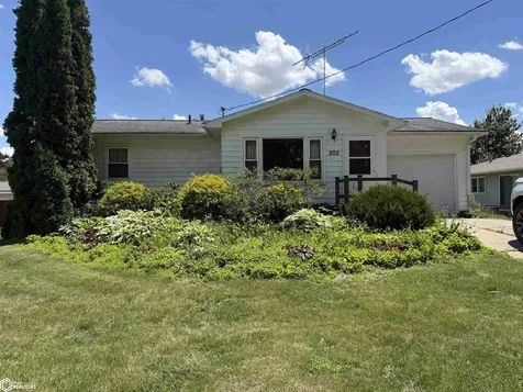 205 Kearney Street Union IA 50258