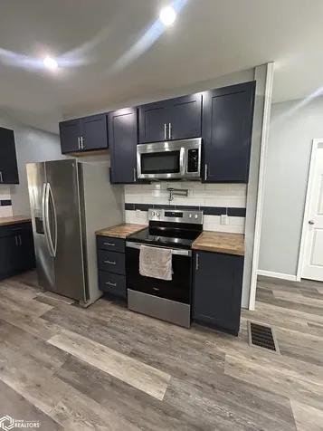 1716 Avenue I Fort Madison IA 52627