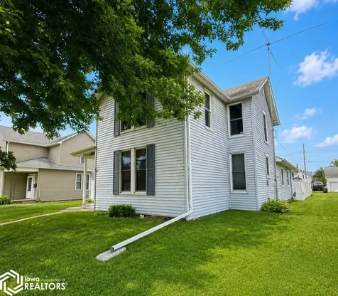 1716 Avenue I Fort Madison IA 52627