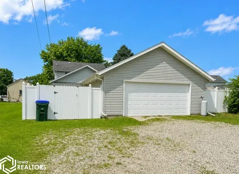 1716 Avenue I Fort Madison IA 52627