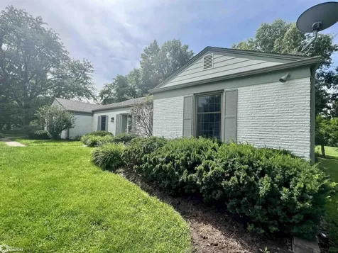 506 Fairway Place Fairfield IA 52556