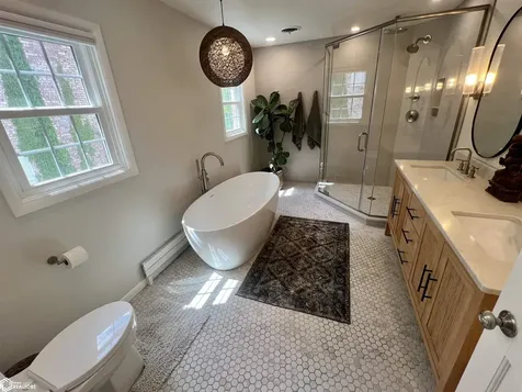 506 Fairway Place Fairfield IA 52556