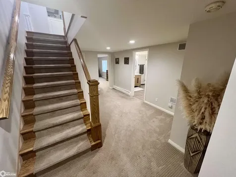 506 Fairway Place Fairfield IA 52556
