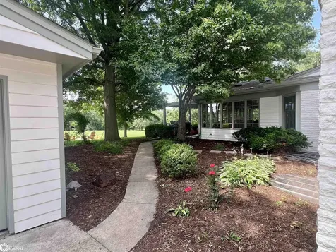 506 Fairway Place Fairfield IA 52556