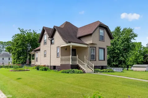 109 Anna Street Garwin IA 50632