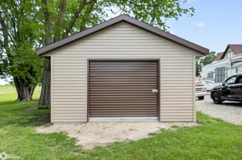 109 Anna Street Garwin IA 50632