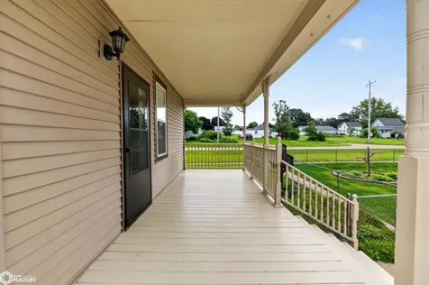 109 Anna Street Garwin IA 50632