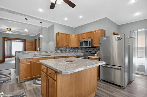 109 Anna Street Garwin IA 50632