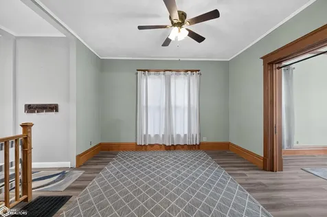 109 Anna Street Garwin IA 50632