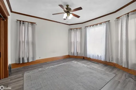 109 Anna Street Garwin IA 50632