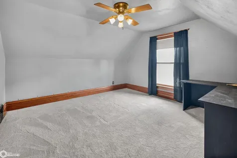 109 Anna Street Garwin IA 50632